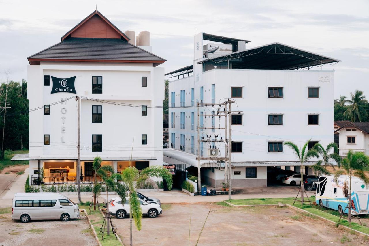 Chanita Hotel Chumpon Extérieur photo